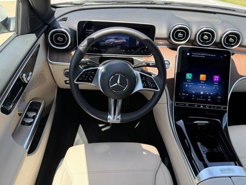 Used 2025 Mercedes-Benz C 300 Sedan image 20