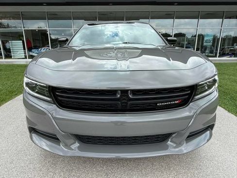 Used 2023 Dodge Charger SXT RWD image 3