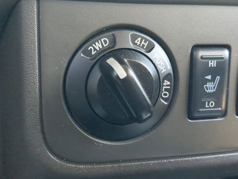 Used 2016 Nissan Frontier PRO-4X w/ Pro-4x Luxury Package image 27