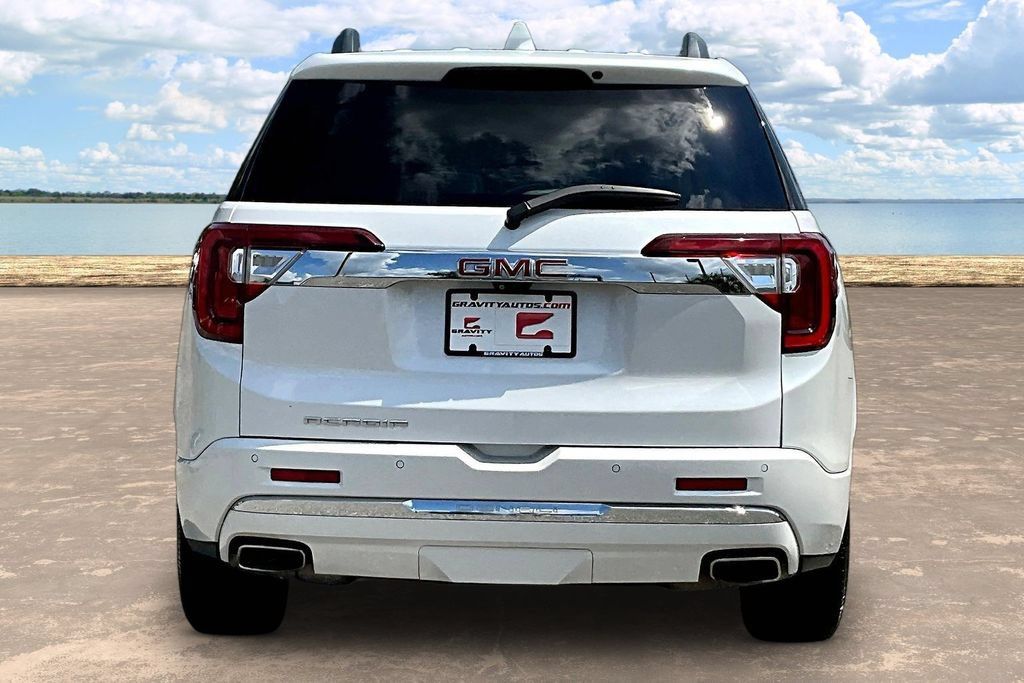 Used 2020 GMC Acadia Denali w/ Technology Package FWD image 5