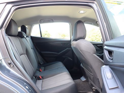 Used 2018 Subaru Impreza 2.0i Premium image 14