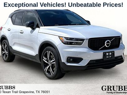 Used 2020 Volvo XC40 T5 R-Design