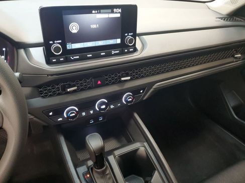 Certified 2024 Honda Accord EX image 29
