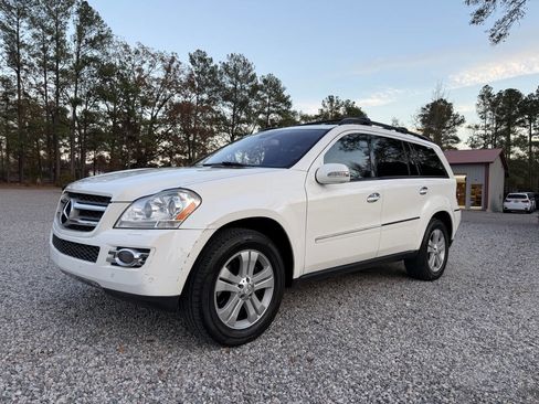 Used 2007 Mercedes-Benz GL 450 4MATIC image 2