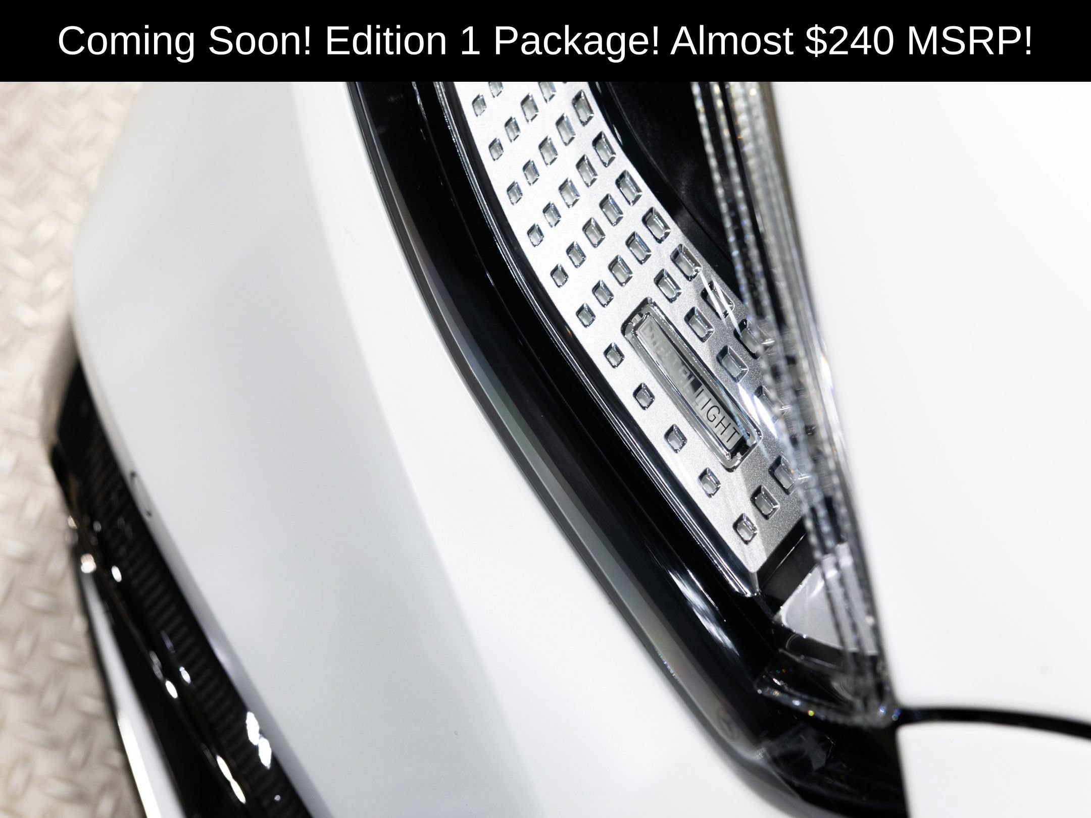 Used 2024 Mercedes-Benz S 63 AMG S w/ Carbon Fiber Exterior Package image 33