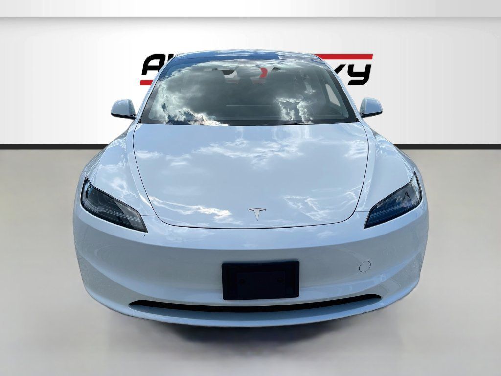 Used 2025 Tesla Model 3 Long Range RWD image 2