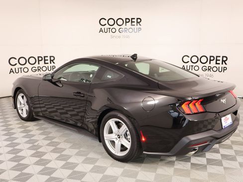 Used 2026 Ford Mustang Premium RWD image 21