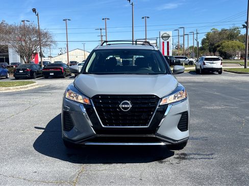 Used 2024 Nissan Kicks SV w/ Interior Electronics Package image 2