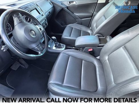 Used 2016 Volkswagen Tiguan S FWD image 9