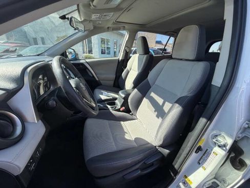 Used 2013 Toyota RAV4 XLE FWD image 15