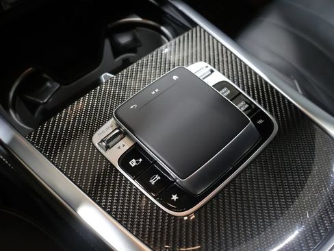 Used 2025 Mercedes-Benz G 63 AMG 4MATIC image 30
