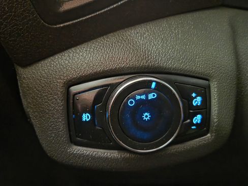 Used 2017 Ford Transit Connect XLT FWD image 22