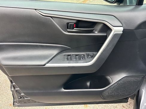 Certified 2024 Toyota RAV4 LE AWD/4WD image 13