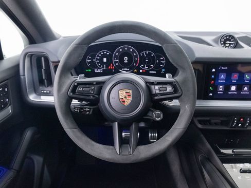 Certified 2026 Porsche Cayenne S AWD/4WD image 19