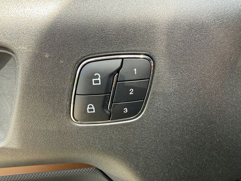 Certified 2025 Ford Bronco Sport Outer Banks w/ Outer Banks Tech Package+ AWD/4WD image 22