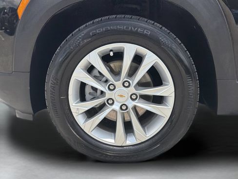 Used 2023 Chevrolet TrailBlazer LS FWD image 30