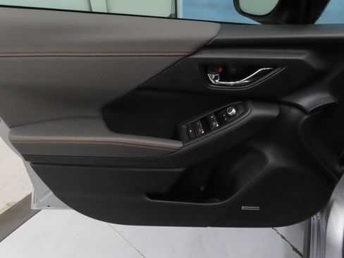 Used 2025 Subaru Crosstrek 2.5i Limited w/ Crosstrek Mirror Package AWD/4WD image 10