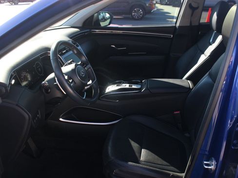 Used 2022 Hyundai Tucson Limited w/ Cargo Package AWD/4WD image 15
