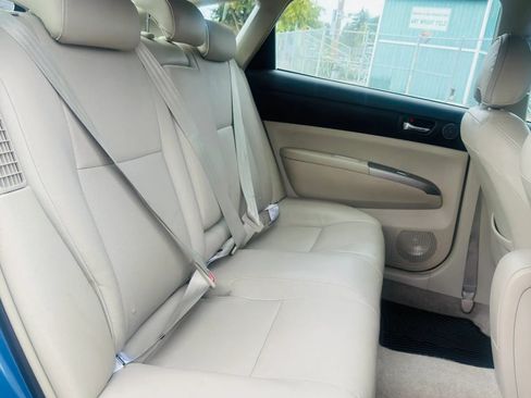 Used 2007 Toyota Prius Touring FWD image 12