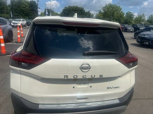 Used 2023 Nissan Rogue SV AWD/4WD image 6