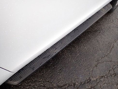 Used 2025 Ford Expedition Active image 14