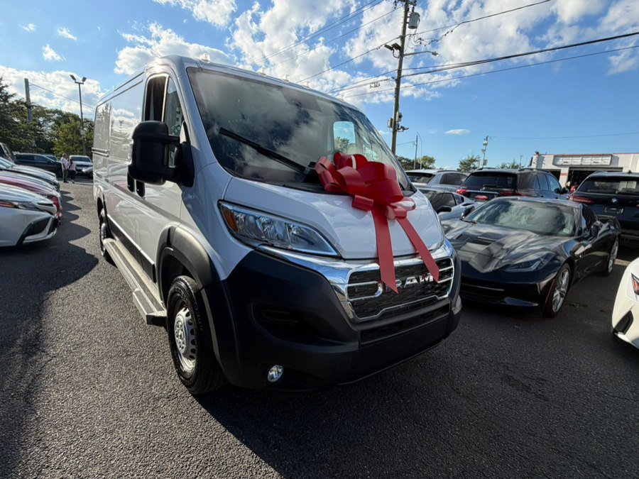 Used 2025 RAM ProMaster 2500 w/ U-Haul Equipment Group FWD image 3