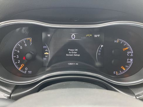 Used 2018 Jeep Grand Cherokee Trailhawk w/ Trailhawk Luxury Group image 22