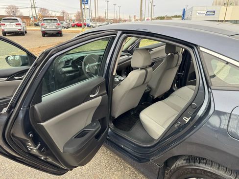 Used 2016 Honda Civic LX image 11