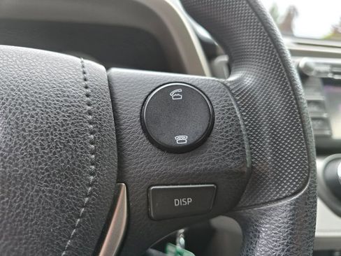 Used 2013 Toyota RAV4 LE AWD/4WD image 15