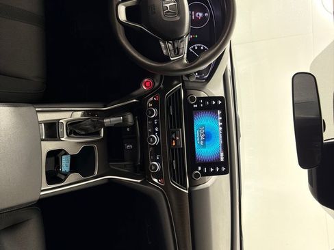 Used 2019 Honda Accord EX image 24