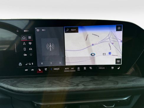 New 2025 Audi Q5 Premium Plus image 17