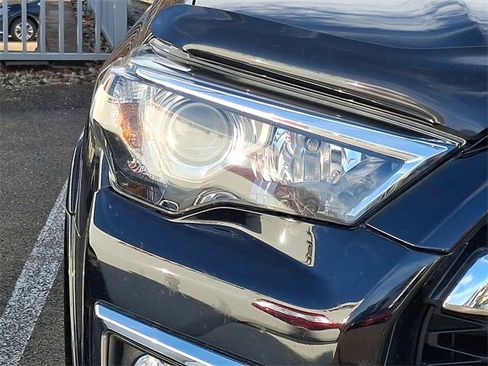 Used 2020 Toyota 4Runner Limited image 4