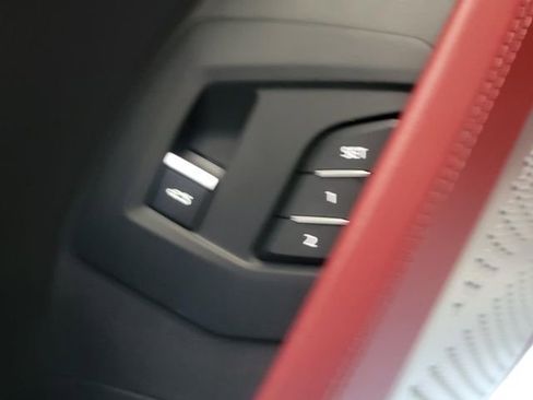 Used 2020 Lamborghini Urus AWD/4WD image 33