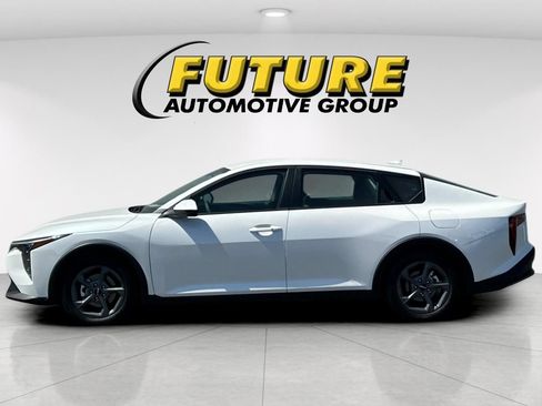 Used 2025 Kia K4 FWD image 7