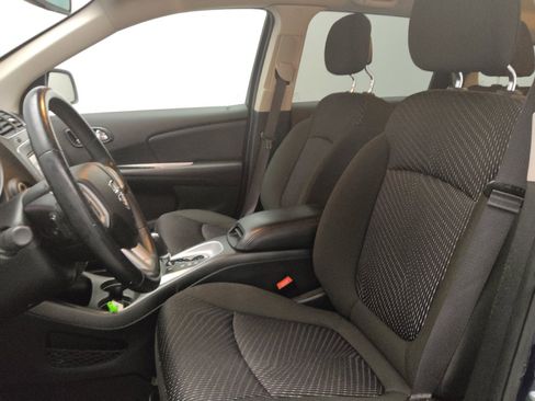 Used 2019 Dodge Journey SE w/ Connectivity Group FWD image 17