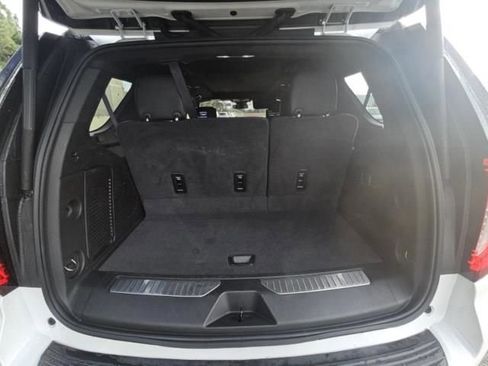Used 2024 GMC Yukon Denali image 10