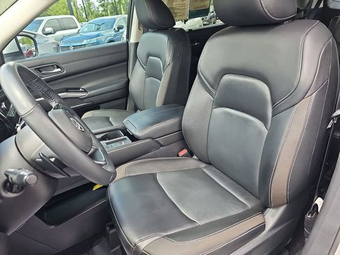 Used 2023 Nissan Pathfinder SL w/ SL Premium Package FWD image 21