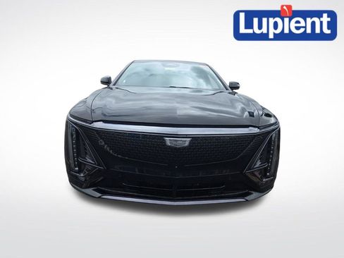 Used 2024 Cadillac Lyriq Sport AWD/4WD image 10