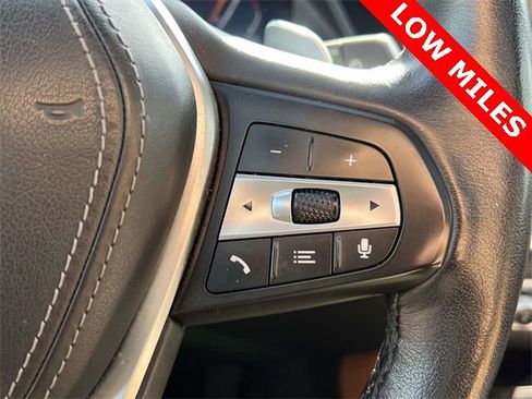 Used 2022 BMW X5 xDrive40i w/ Parking Assistance Package image 25