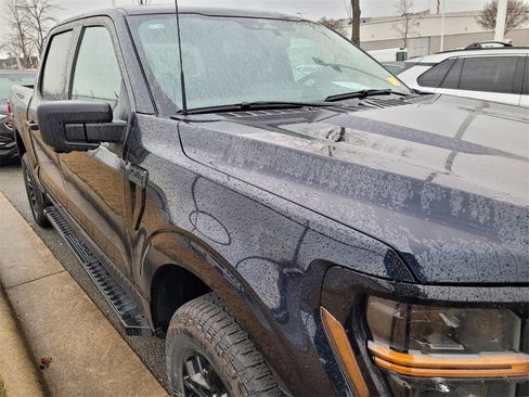 Used 2024 Ford F150 XLT w/ FX4 Off-Road Package image 9