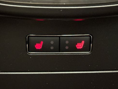 Used 2019 Lincoln Nautilus Reserve AWD/4WD image 22