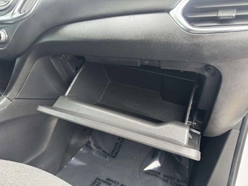 Used 2022 Chevrolet Equinox LT image 60