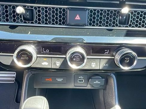 Used 2024 Honda Civic Sport image 19