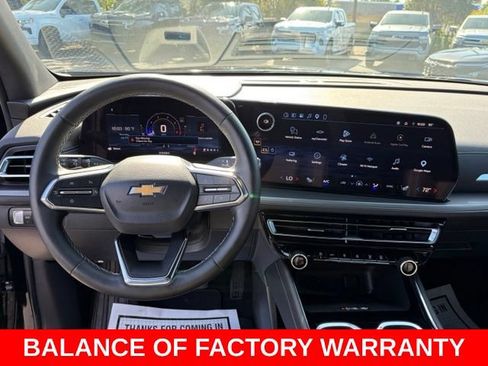 Used 2026 Chevrolet Traverse LT FWD image 18
