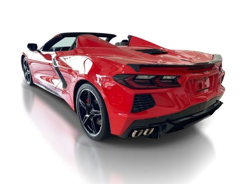Used 2023 Chevrolet Corvette Stingray Premium Conv w/ Z51 Performance Package RWD image 3