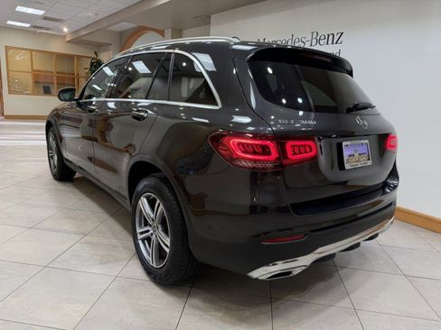 Certified 2022 Mercedes-Benz GLC 300 image 3
