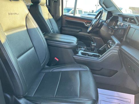 Used 2023 GMC Sierra 1500 Denali w/ Denali Reserve Package AWD/4WD image 29