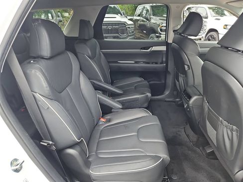 Used 2023 Hyundai Palisade SEL FWD image 15