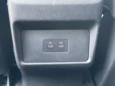 Used 2024 Nissan Rogue SV FWD image 19