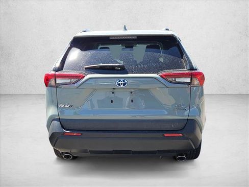 Used 2021 Toyota RAV4 XLE w/ Carpet Mat Package (TMS) AWD/4WD image 6